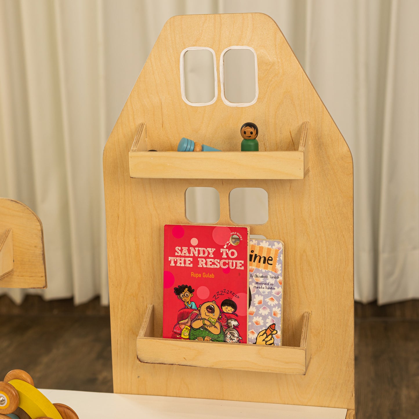 Montessori Infant Cloud Shelf