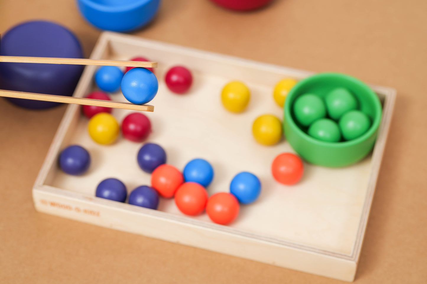 SORT-N-ARRANGE Ball Playset