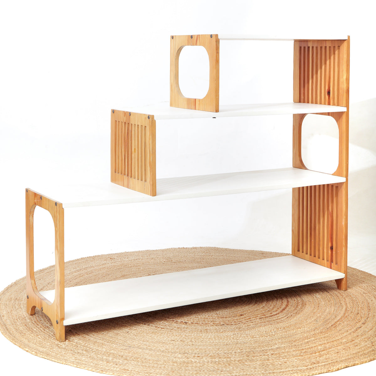 Wood-O-Kidz Step Up Shelf
