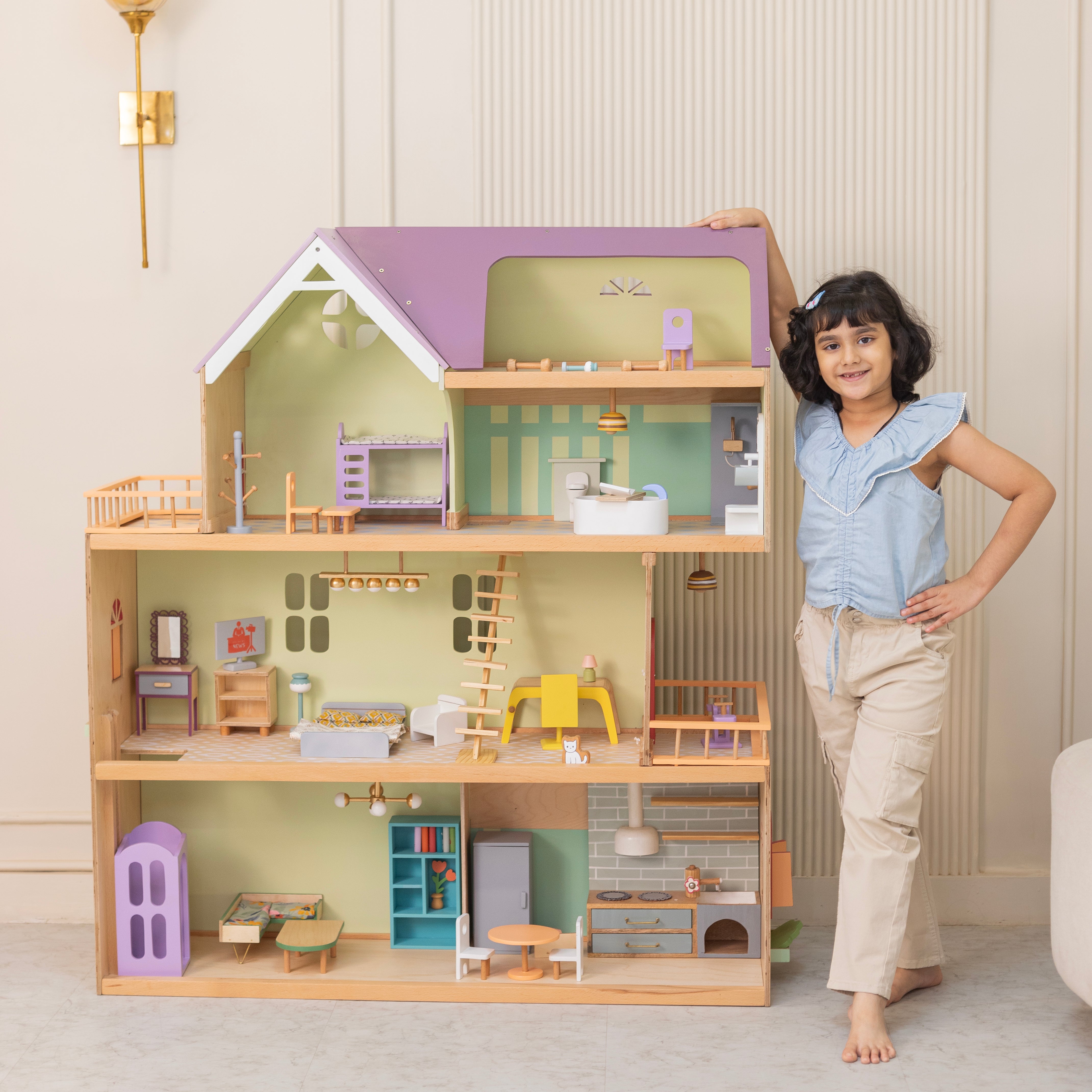 Wood- O-Kidz Dream Dollhouse 4 Storey Mansion